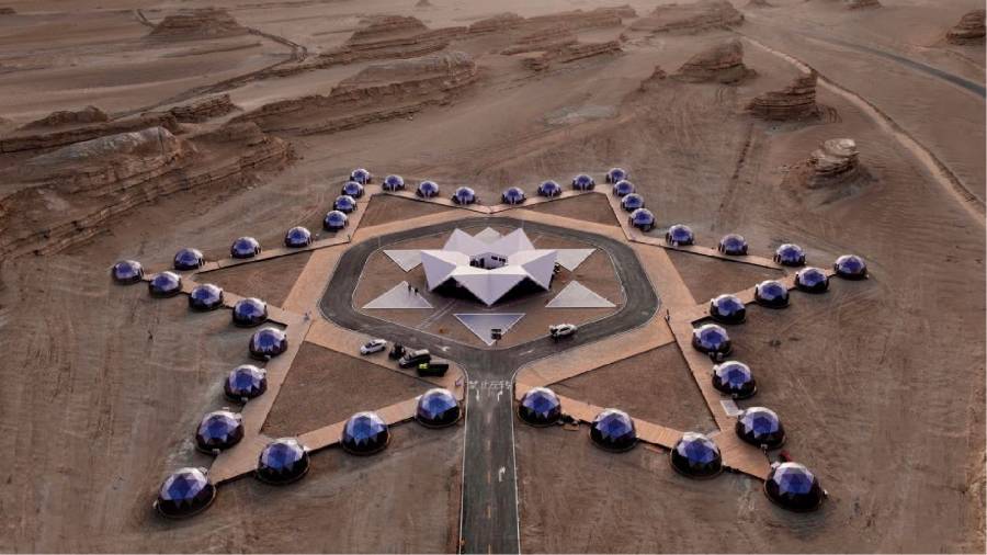 火星移民预演场——模拟外星环境的极端生存训练乌兰察布户外野奢帐篷实验项目